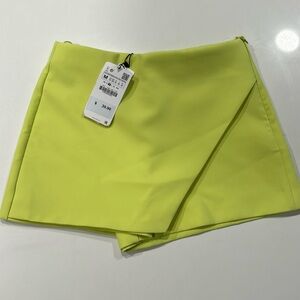 NWT Zara Skort - neon lemon/lime color. Size M